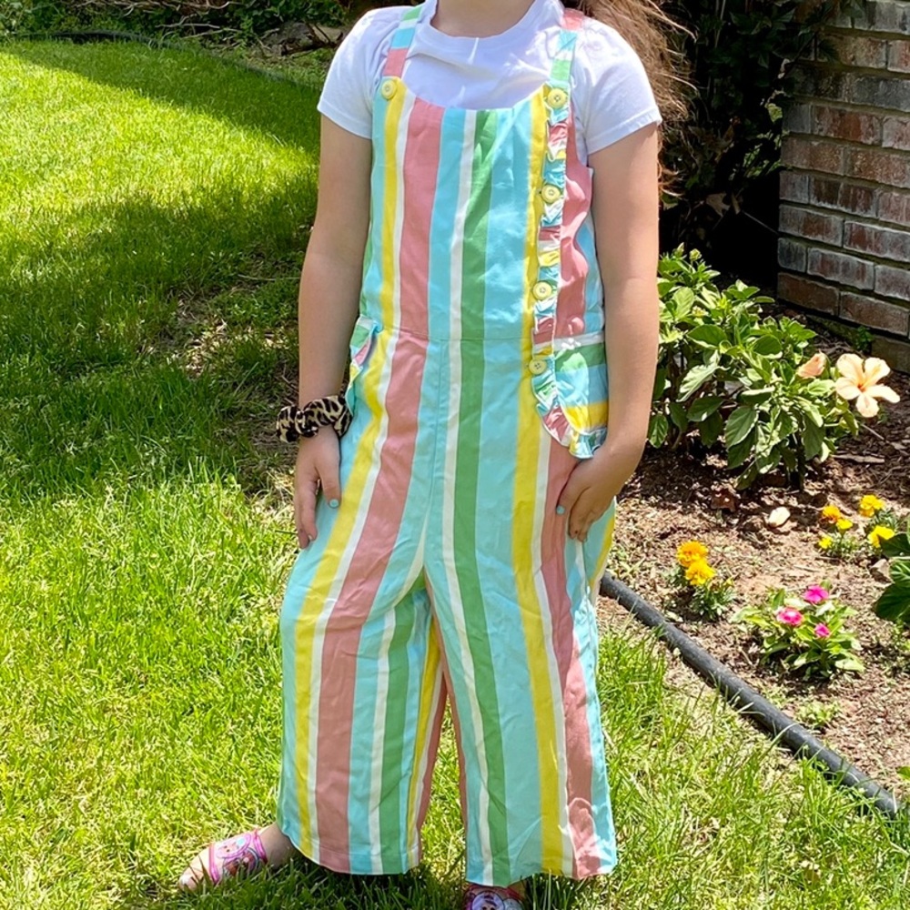 EUC Matilda Jane rainbow overalls size 8